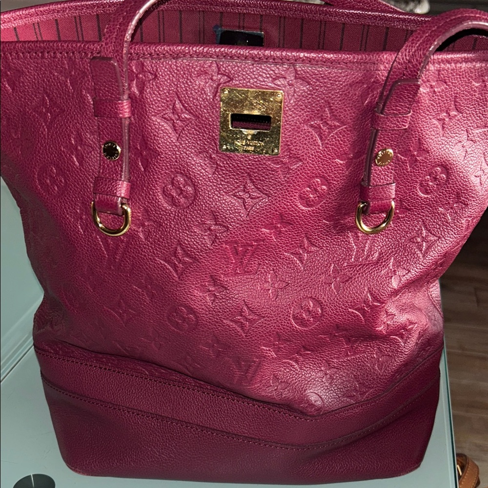 Louis Vuitton Elegant Pink Designer Tote Bag
